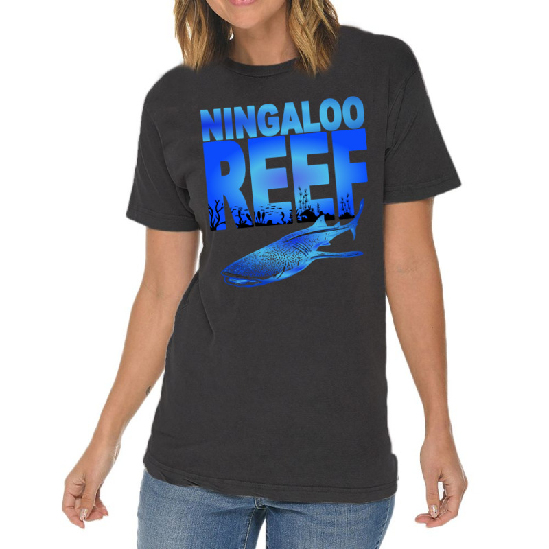 Ningaloo Reef Diver Vintage T-Shirt by CarmelaElaine | Artistshot