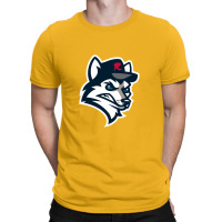 Huskies T-shirt | Artistshot