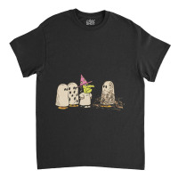 Peanuts Vintage Great Pumpkin Ghost Costumes Classic T-shirt | Artistshot