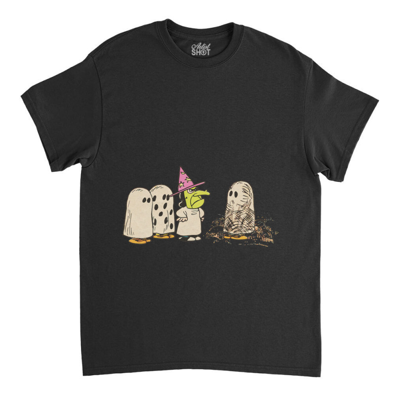 Peanuts Vintage Great Pumpkin Ghost Costumes Classic T-shirt | Artistshot