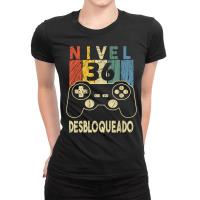 Nivel 36 Desbloqueado Gamer 36 Años T Shirt Ladies Fitted T-shirt | Artistshot