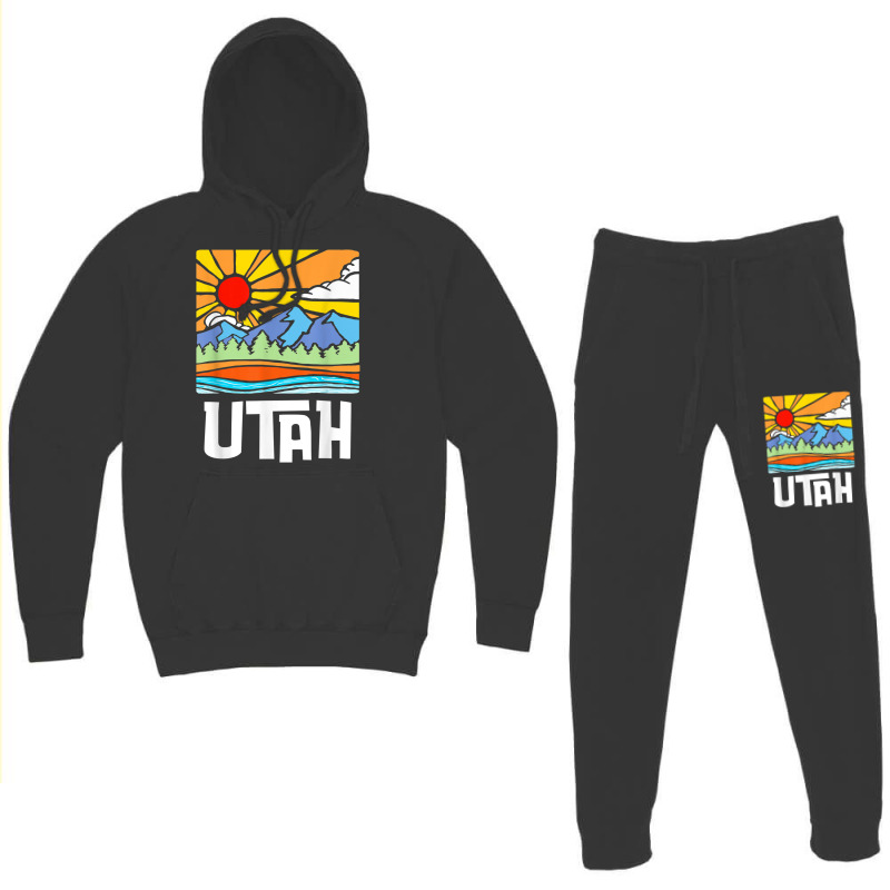 Utah Artistic Nature & Mountains Vintage Graphic Hoodie & Jogger Set | Artistshot