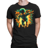 Retro Martian Alien On The Attack With His Ray Gun T-shirt | Artistshot