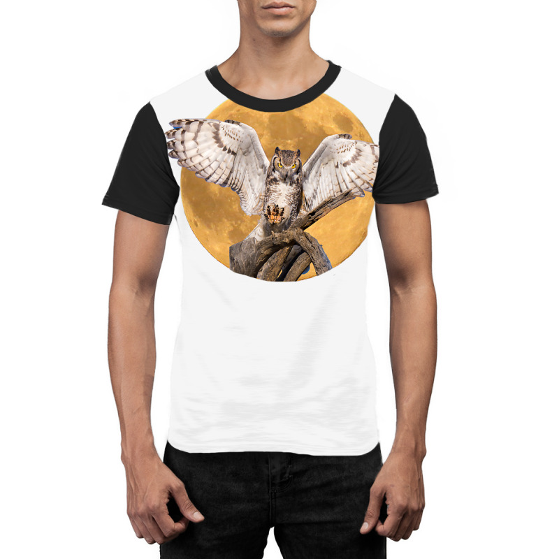 Majestic Great Horned Owl Nocturnal Bird With Full Moon Graphic T-shirt | Artistshot