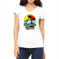 Summer Paradise Mose Women's V-neck T-shirt | Artistshot