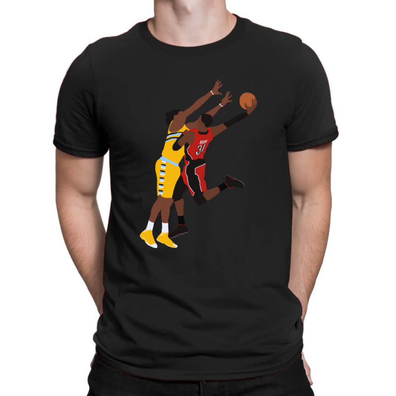 Terrence Ross Dunk On Kenneth Faried Gift T-shirt | Artistshot