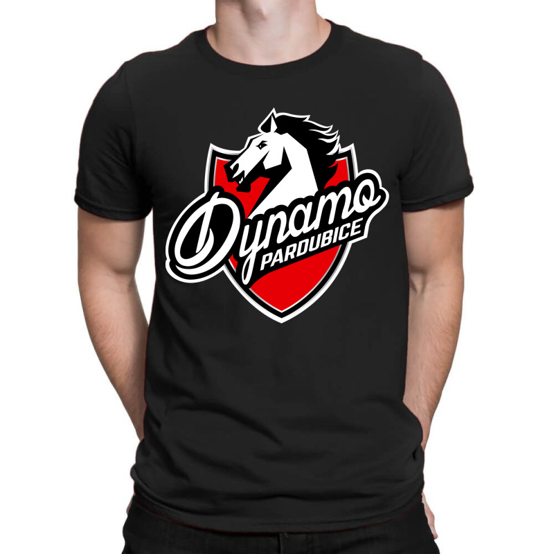 Dynamo Pardubice T-shirt | Artistshot