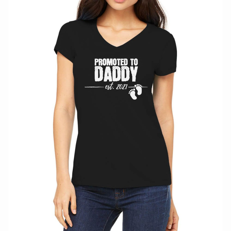 Promoted To Daddy 2021 Soon To Be Dad Husband Gift Women's V-Neck T-Shirt by Davidartist | Artistshot