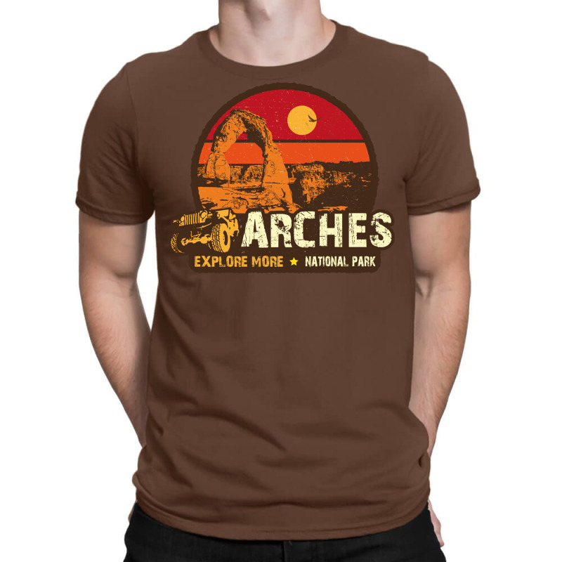 Arches National Gift T-shirt | Artistshot