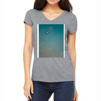 A Minimalism Of A Fishing Boat In The Philippines Women's V-neck T-shirt | Artistshot