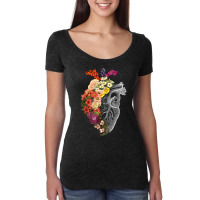 Flower Heart Spring Classic Women's Triblend Scoop T-shirt | Artistshot