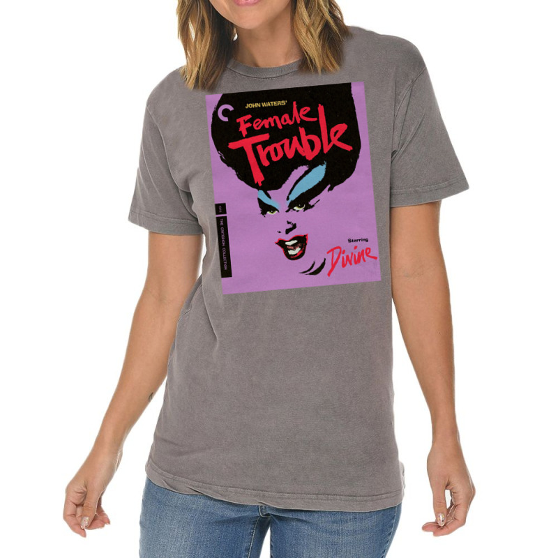 Female Trouble  Active Green Cool Vintage T-shirt | Artistshot