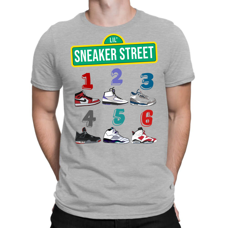 Sneaker Funny 70s T-shirt | Artistshot