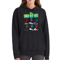 Sneaker Funny 70s Vintage Hoodie | Artistshot