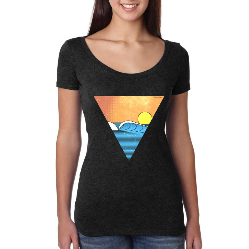 Minimal Wave Women's Triblend Scoop T-shirt by CHRISTIANKSON | Artistshot