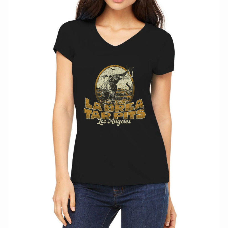 Hot Trend La Brea Tar Pits 1977 Women's V-neck T-shirt | Artistshot