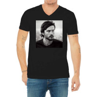 Alain Delon With Beard  T Hippie V-neck Tee | Artistshot