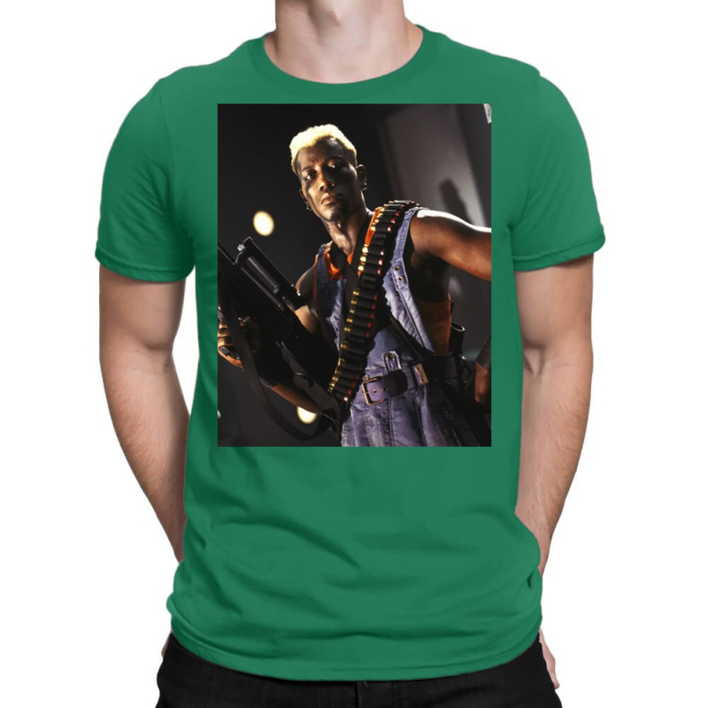 Demolition Man, Simon Phoenix    Aesthetic Love T-shirt | Artistshot