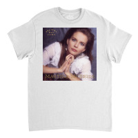 Martina Mcbride Reflects On 25 Years Classic T-shirt | Artistshot