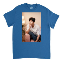 Park Seo Joon Indoor Photoshoot Classic T-shirt | Artistshot