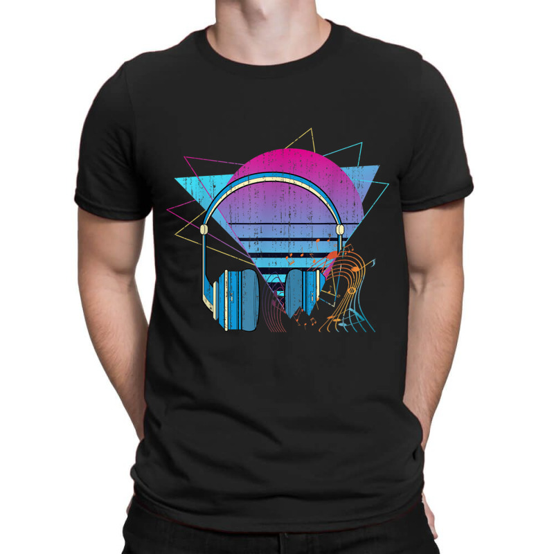 80s Art Vaporwave Aesthetic Headphones Synthwave Retro Music Classic T-shirt | Artistshot