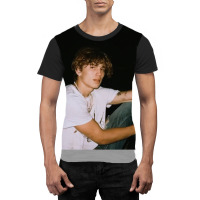 Vinnie Hacker Graphic T-shirt | Artistshot