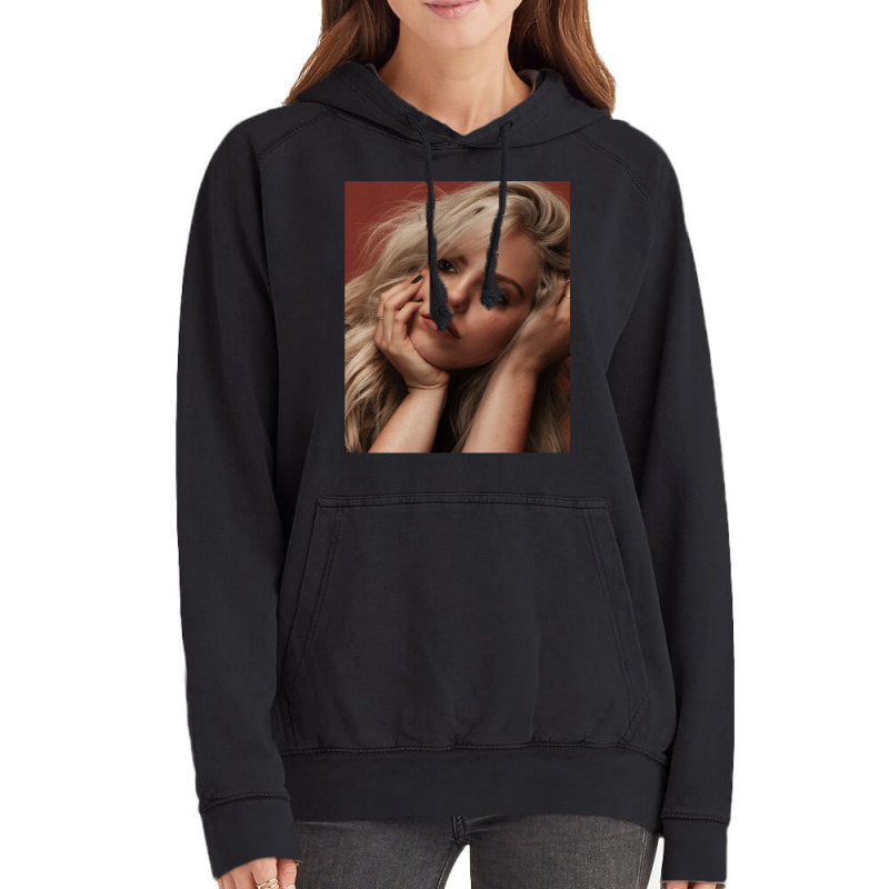 Renee Rapp 2 Vintage Hoodie | Artistshot