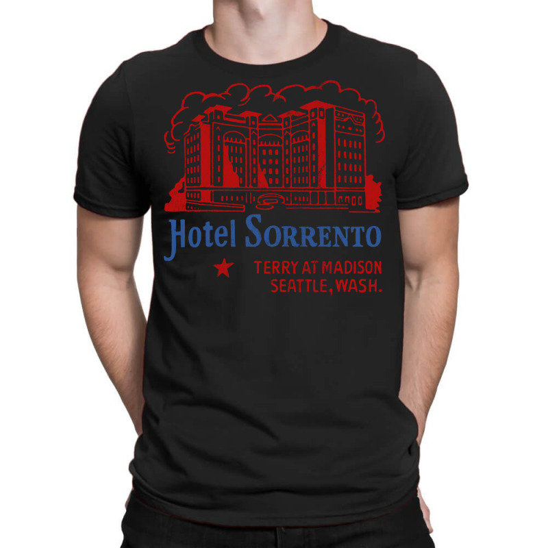 Hotel Sorrento, Seattle, Wa      Retro Mid Century Aesthetic T-shirt | Artistshot