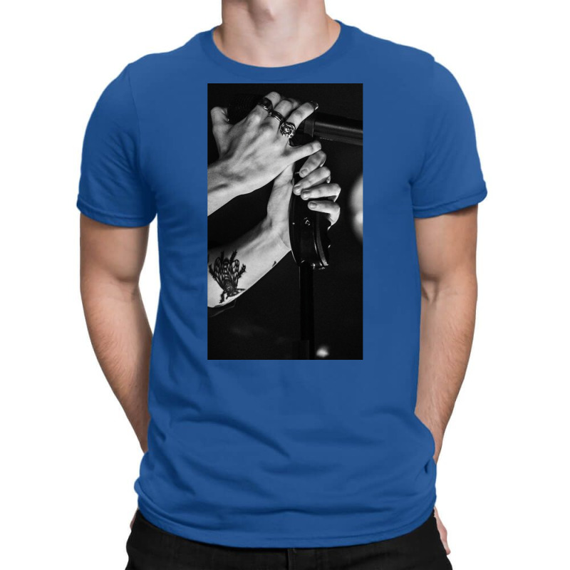 Styles Aesthetic Hands With Rings T-Shirt by jorsievinettc | Artistshot