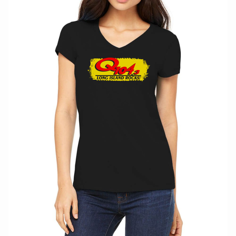 Long Island Rocks Women's V-Neck T-Shirt by PLANETSHIRTS | Artistshot