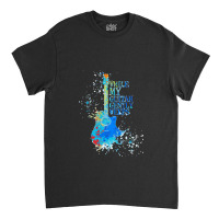 Pendant Que Ma Guitare Pleure Doucement Conception  Classique Classic T-shirt | Artistshot