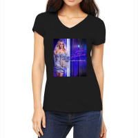 The Experience Carrie Underwuud & Denim And Rhinestones Carri003 C Women's V-neck T-shirt | Artistshot