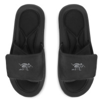 Limited Edition Hunt Showdown Gator Legs Trait Slide Sandal | Artistshot