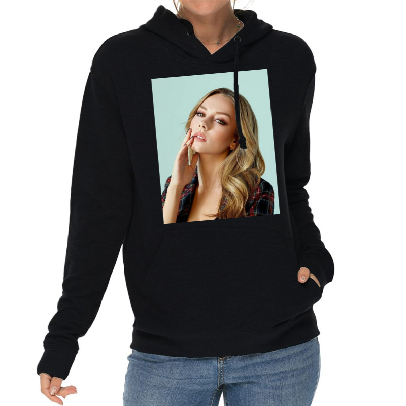 Ester Expsito Elite La Poster Cool Lightweight Hoodie by ferrarperishc | Artistshot