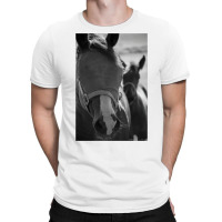 Horse Classic 70s Retro T-shirt | Artistshot