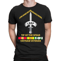 Badge - Lrrp - Tip Of The Spear - Vietnam Vet W Svc T-shirt | Artistshot