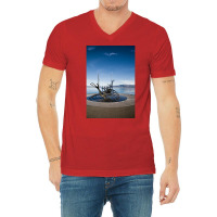 Viking Ship Sculpture Reykjavik Iceland  Aesthetic Hipster V-neck Tee | Artistshot