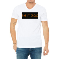 The It Crowd Poster Green V-neck Tee | Artistshot