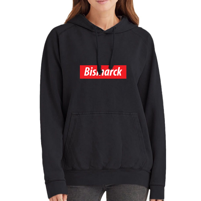 'bismarck' North Dakota Usa White Text On A Red Background Vintage Hoodie | Artistshot