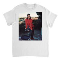 Natalie Portman Classic T-shirt | Artistshot