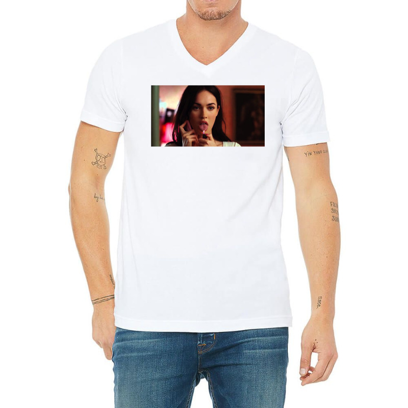 Jennifer's Body Sticker V-Neck Tee by salayobatrazf | Artistshot