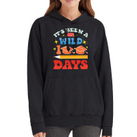 Its Been A Wild 100 Days Cute Vintage Hoodie | Artistshot