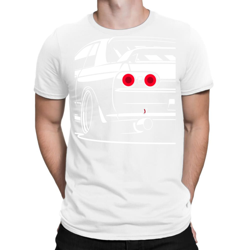 R32 Gtr T-Shirt by diumadenguba | Artistshot