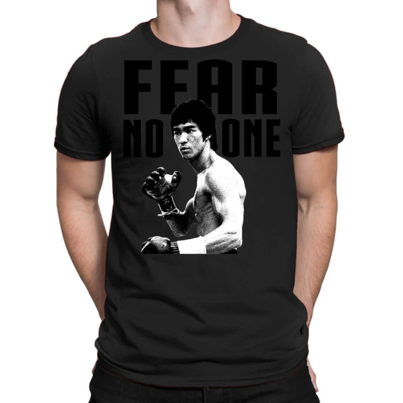 Lee Fear No Man Motivational Saying T-Shirt by njahyuaiit | Artistshot