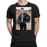 Henry Cavill T-shirt | Artistshot