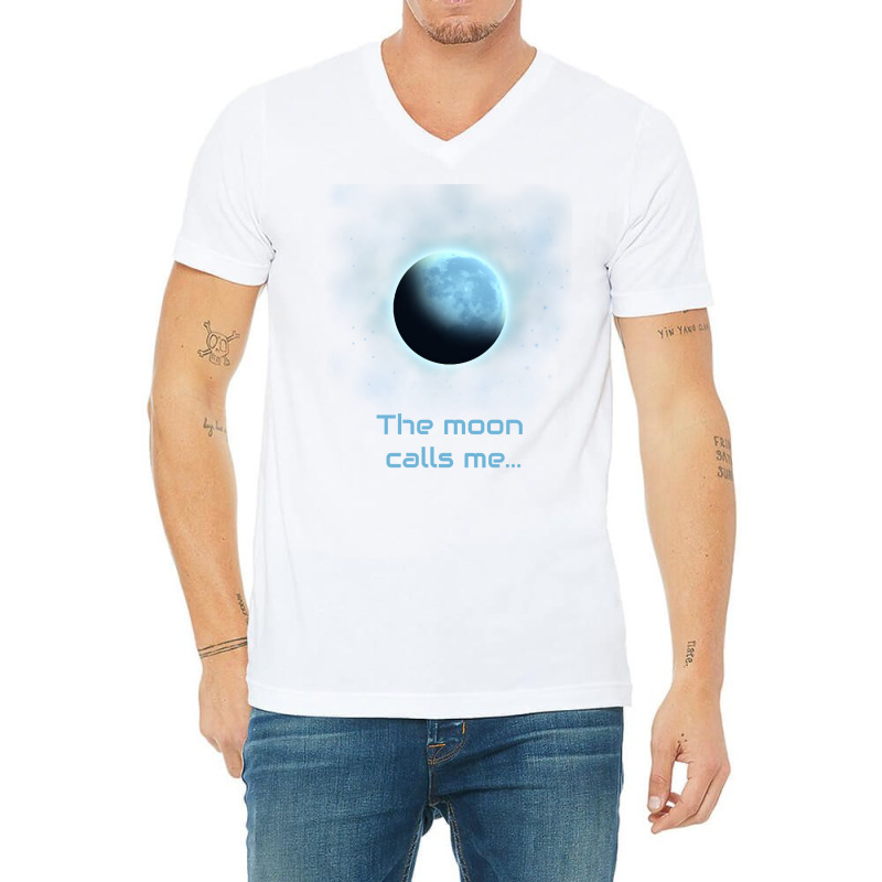 The Moon Calls Me Red V-neck Tee | Artistshot