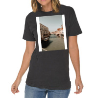 Venice River Architecture Photography Historical Buildings Hipster Vintage T-shirt | Artistshot