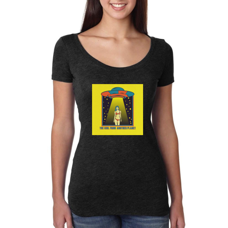 The Girl From Another Planet Women's Triblend Scoop T-shirt by Abimantrana | Artistshot