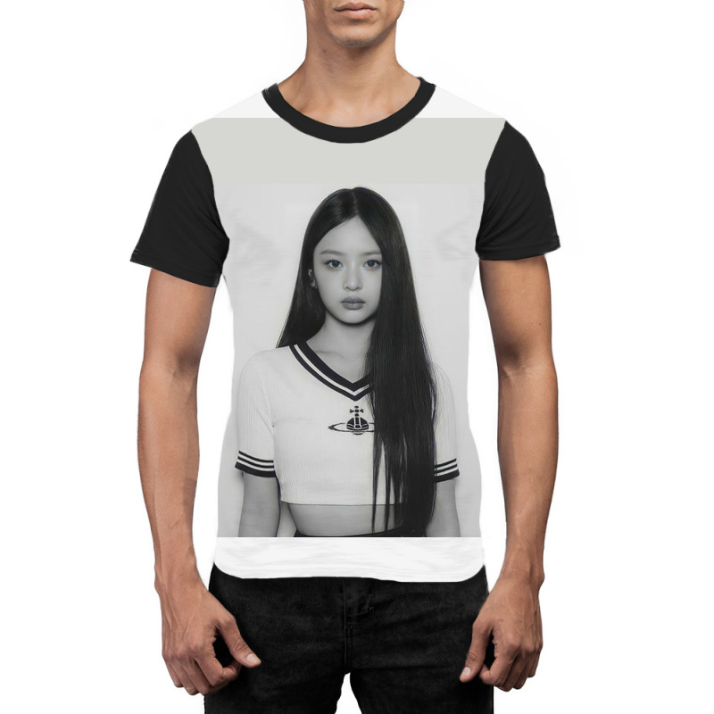 Hanni New Jeans 1 Graphic T-shirt | Artistshot