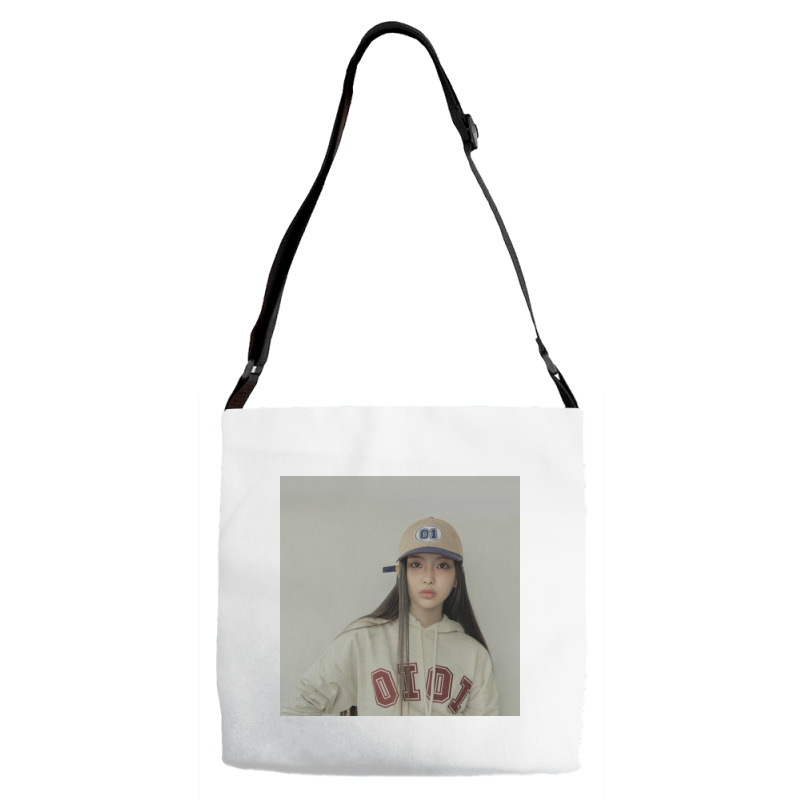 Minji Newjeans 2 Adjustable Strap Totes | Artistshot